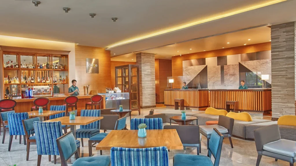 Holiday Inn Makati 360 Virtual Tour by Artem Levy at Vipixel Production