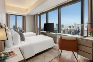 Oakwood Makati Avenue 2-Bedroom Executive Suite