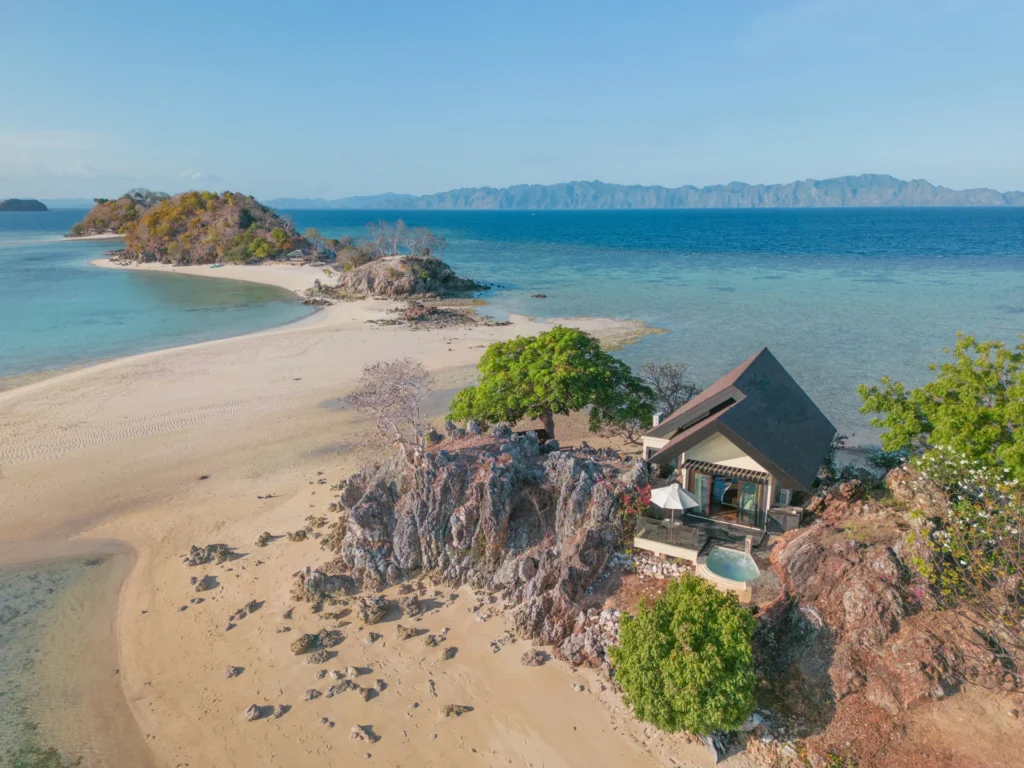 Island-tip-two-season-coron-island